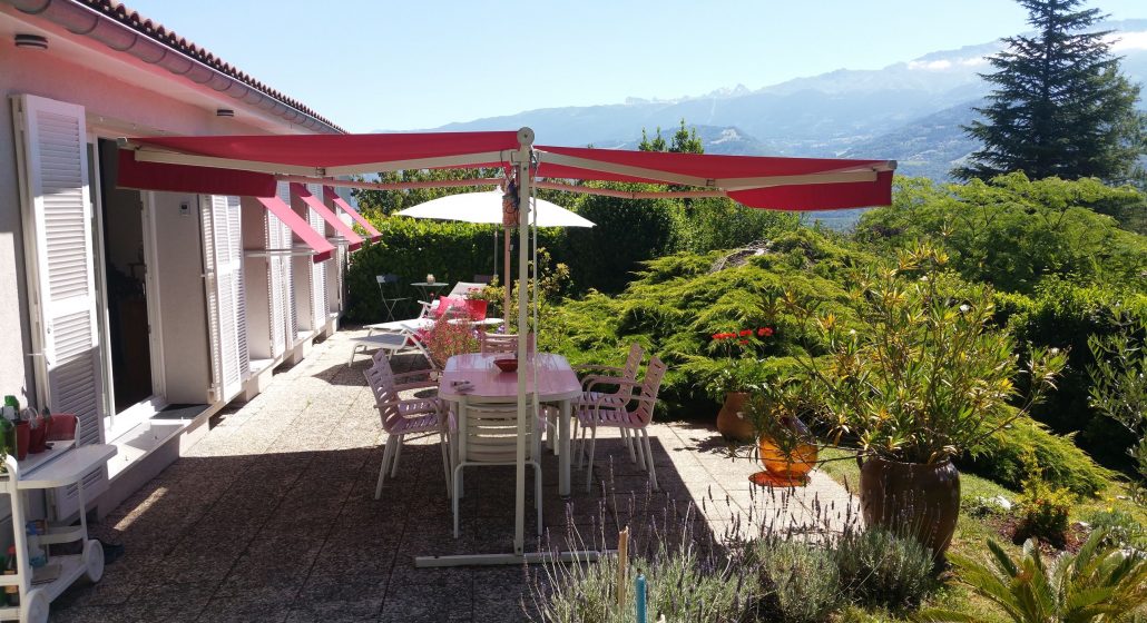 Terrasse vue massif de Belledonne