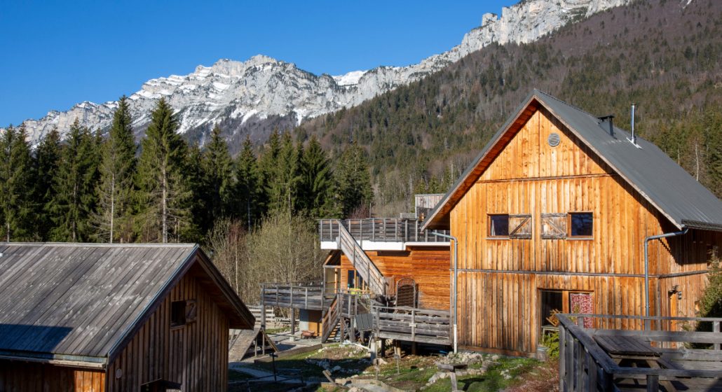 Evasion au Naturel / Les Balcons de Marcieu : Location vacances pour famille ou groupe (Isère – Station Col de Marcieu – Chartreuse) famille ou groupe