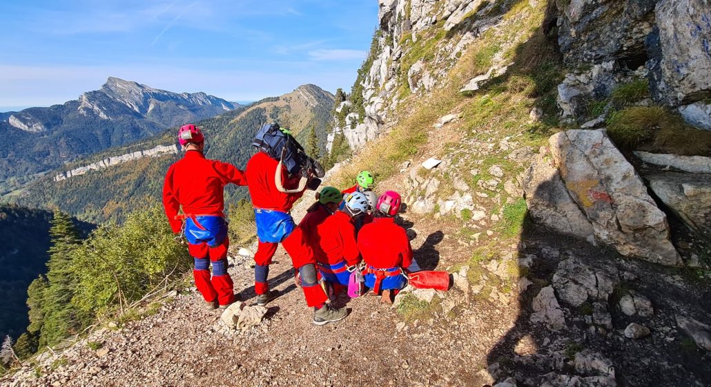 Tour des Grottes