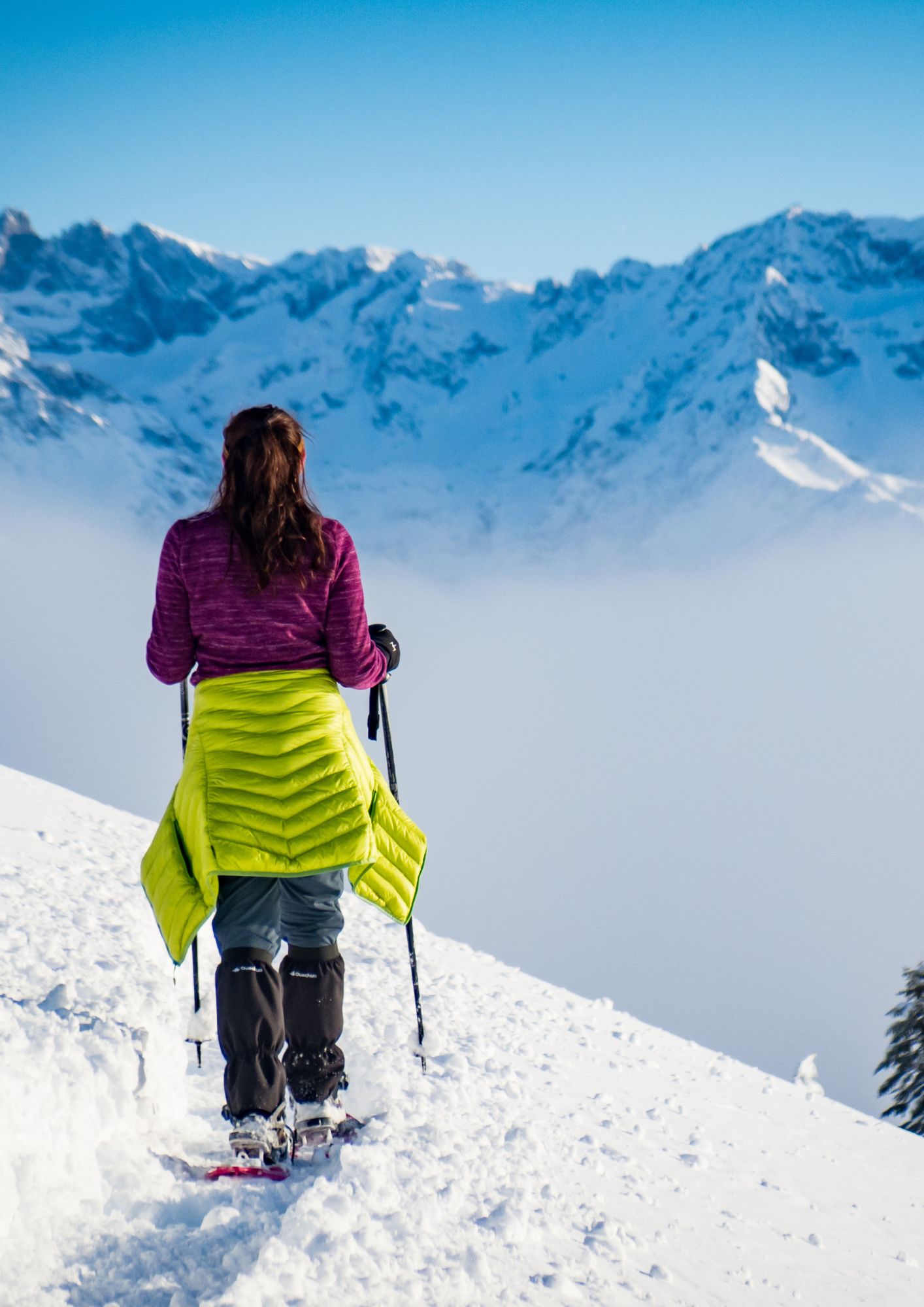 Randonnée en raquette au Plateau des Petites Roches en hiver